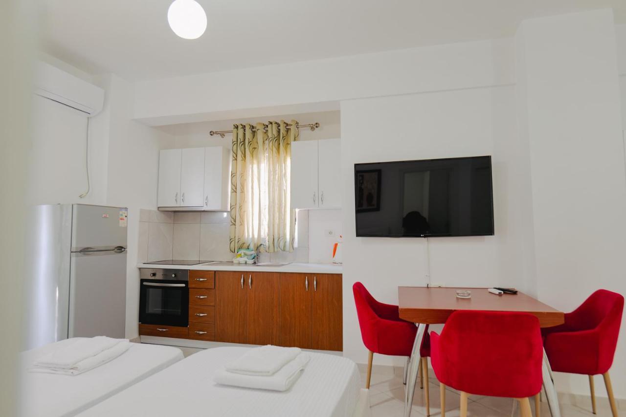 Kidi Apartments Sarandë Buitenkant foto