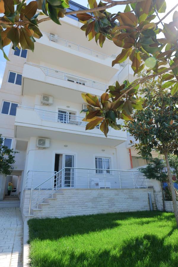 Kidi Apartments Sarandë Buitenkant foto